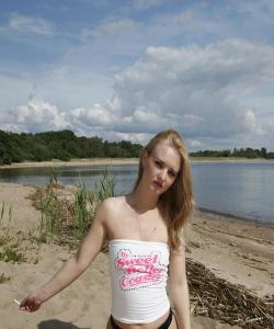 <p class='ppt-number'> 221 779 + PIN 408</p><p class='ppt-pricing-de'>1,99 Euro/Min.</p>
