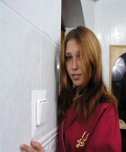 <p class='ppt-number'> 221 779 + PIN 676</p><p class='ppt-pricing-de'>1,99 Euro/Min.</p>