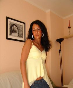 <p class='ppt-number'> 09005 66 55 50 023</p><p class='ppt-pricing-de'>1,99 Euro/Min. im dt. Festnetz - Mobilnetz ggf. abweichend</p>